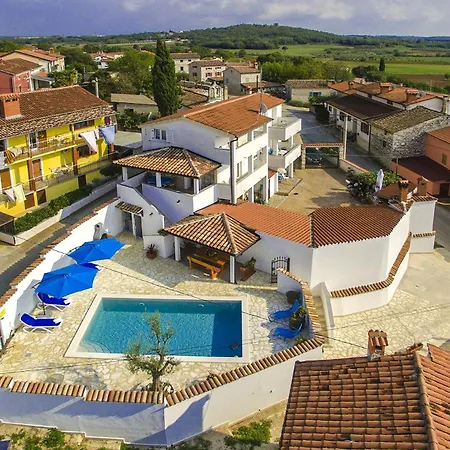 Hébergement de vacances Maria *